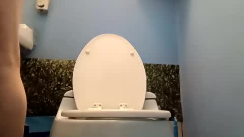 assthriller8675 online show from 10-02-25, 11:28