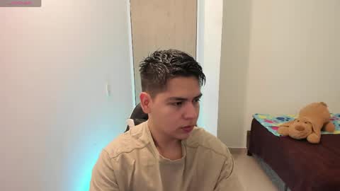 Asta Kuno online show from 04-26-26, 06:00