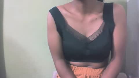 Snapshot of asterina01 chatting on 11-15-25, 03:26 asterina01 online show from 11-15-25, 03:26