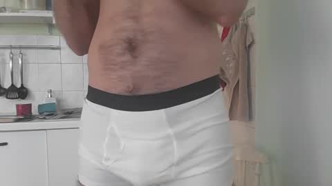 Snapshot of astleitx chatting on 10-30-25, 12:39 astleitx online show from 10-30-25, 12:39