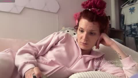 AstoriaLove online show from 11-14-25, 04:11