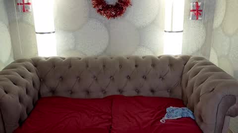 Snapshot of astra_lis chatting on 12-28-24, 06:40 Astra online show from 12-28-24, 06:40