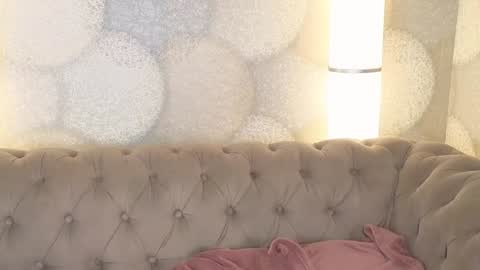 Snapshot of astra_lis chatting on 01-16-25, 02:19 Astra online show from 01-16-25, 02:19
