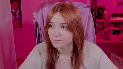 Snapshot of astra_lis chatting on 10-10-25, 12:26 Astra online show from 10-10-25, 12:26