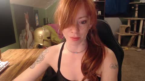 Snapshot of astraeasiren chatting on 01-02-25, 05:03 AstraeaSiren online show from 01-02-25, 05:03