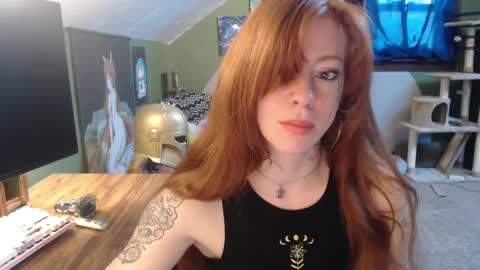 Snapshot of astraeasiren chatting on 01-17-25, 06:23 AstraeaSiren online show from 01-17-25, 06:23