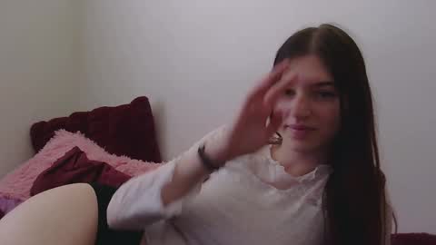 Snapshot of astridjenkins95 chatting on 12-20-25, 07:43 Astrid online show from 12-20-25, 07:43