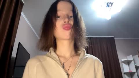 Snapshot of asunanue chatting on 03-21-26, 07:39 Asuna online show from 03-21-26, 07:39