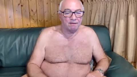 asusandy online show from 03-02-25, 12:42