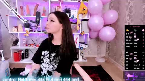 Snapshot of asya_sweet_ chatting on 02-25-26, 07:07 Anastasia online show from 02-25-26, 07:07