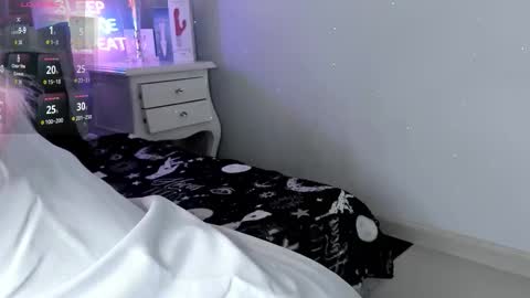 Athena online show from 10-10-25, 08:19