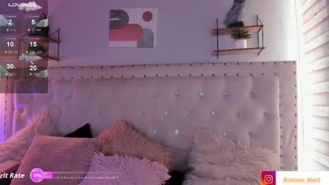 Snapshot of atenea_klett_ chatting on 04-09-26, 01:38 ATENEA online show from 04-09-26, 01:38