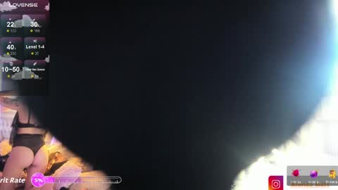 Snapshot of atenea_klett_ chatting on 04-30-26, 01:50 ATENEA online show from 04-30-26, 01:50
