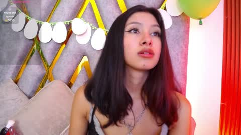 Snapshot of atenea_smith1 chatting on 04-08-26, 02:11 Athenea online show from 04-08-26, 02:11