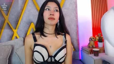 Snapshot of atenea_smith1 chatting on 04-16-26, 02:45 Athenea online show from 04-16-26, 02:45