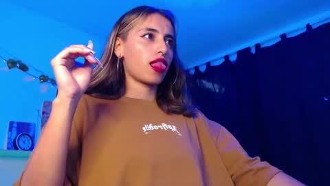 Snapshot of ateneasairce chatting on 12-28-24, 07:54 Atenea online show from 12-28-24, 07:54