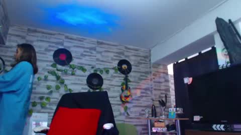 Snapshot of ateneasairce chatting on 01-21-25, 06:02 Atenea online show from 01-21-25, 06:02