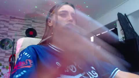 Snapshot of ateneasairce chatting on 01-28-25, 02:42 Atenea online show from 01-28-25, 02:42