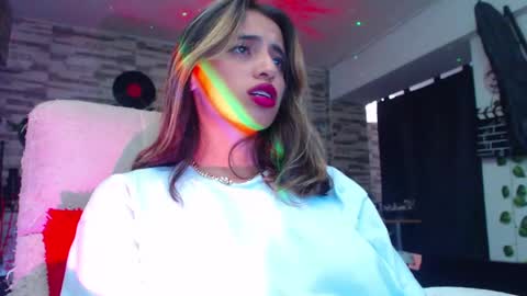 Snapshot of ateneasairce chatting on 01-30-25, 03:40 Atenea online show from 01-30-25, 03:40