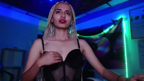 Atenea online show from 07-01-26, 03:52