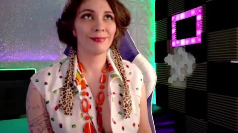 Snapshot of athenaautumn chatting on 11-06-25, 03:18 Athena Autumn online show from 11-06-25, 03:18