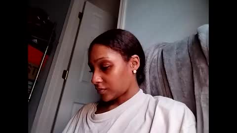 AtirahCali online show from 11-09-25, 01:31