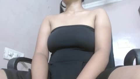 Snapshot of atirsa chatting on 09-16-25, 02:23 atirsa online show from 09-16-25, 02:23