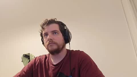 Snapshot of atomicoliver chatting on 09-24-25, 09:01 atomicoliver online show from 09-24-25, 09:01