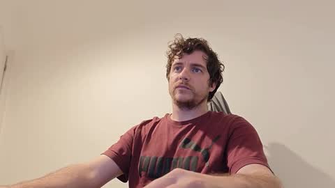 Snapshot of atomicoliver chatting on 10-14-25, 04:41 atomicoliver online show from 10-14-25, 04:41