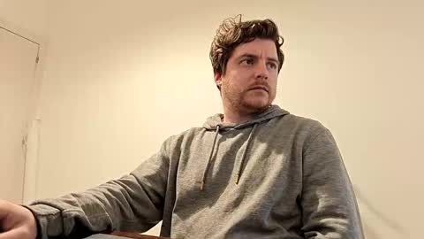 Snapshot of atomicoliver chatting on 02-25-26, 11:53 atomicoliver online show from 02-25-26, 11:53