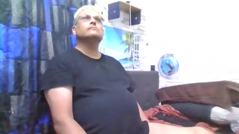 A online show from 04-19-26, 10:01