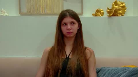 Audrey online show from 10-04-25, 06:33