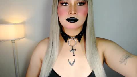 Audrey online show from 06-11-26, 08:56