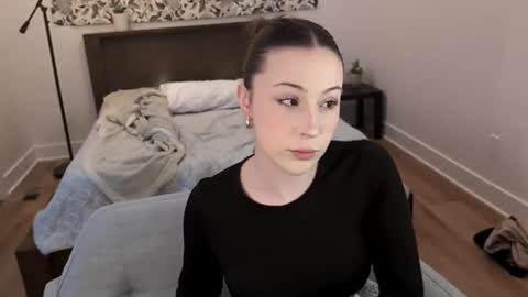 Snapshot of audreyjones03 chatting on 01-22-25, 08:28 Miss Audrey online show from 01-22-25, 08:28