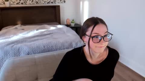 Snapshot of audreyjones03 chatting on 02-22-25, 10:31 Miss Audrey online show from 02-22-25, 10:31