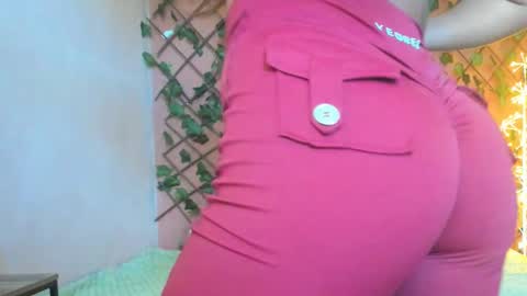 Snapshot of audry_montero1 chatting on 12-02-25, 08:04 Audry online show from 12-02-25, 08:04