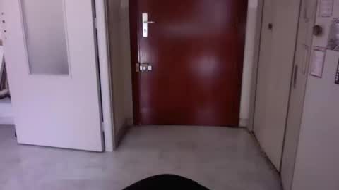 Snapshot of auguste061400 chatting on 03-04-25, 09:18 auguste061400 online show from 03-04-25, 09:18