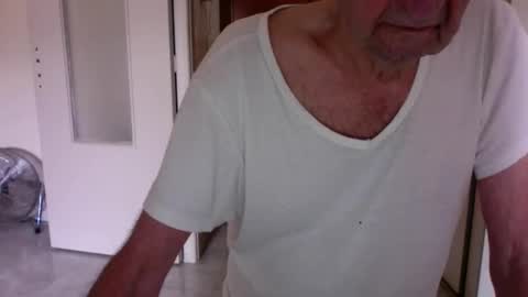 auguste688483 online show from 03-21-26, 09:14