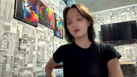 Snapshot of augustinaiyengar chatting on 03-18-26, 11:02 Naomi online show from 03-18-26, 11:02