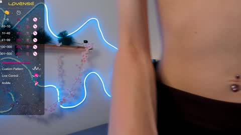 auraclark online show from 01-10-25, 03:58