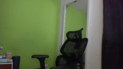Aura Divina  online show from 05-25-26, 10:43