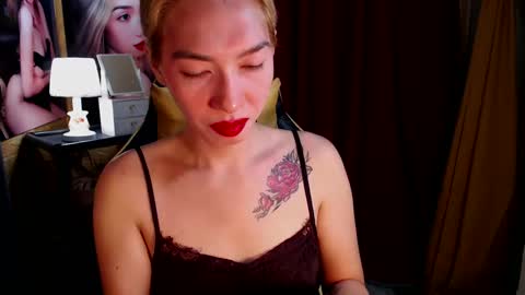 Miss awra online show from 12-21-24, 03:03