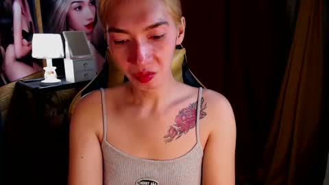 Miss awra online show from 01-06-25, 03:09