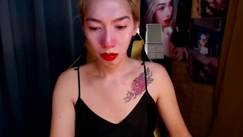 Miss awra online show from 02-11-25, 05:05