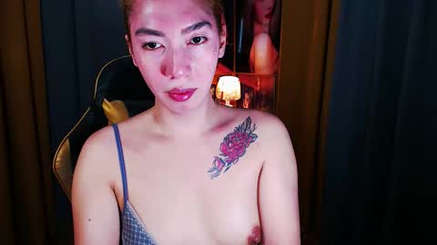 Miss awra online show from 05-14-26, 07:04