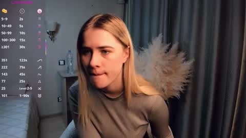 Liana online show from 02-04-26, 01:11