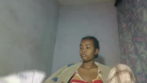 Snapshot of aurelie08 chatting on 05-18-26, 06:30 aurelie08 online show from 05-18-26, 06:30