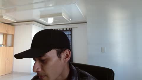 Snapshot of aureliv1 chatting on 10-26-25, 09:53 Aureliano online show from 10-26-25, 09:53