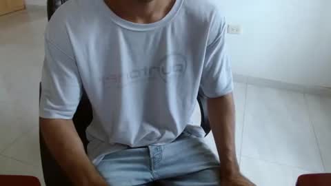 Snapshot of aureliv1 chatting on 07-12-26, 10:01 Aureliano online show from 07-12-26, 10:01