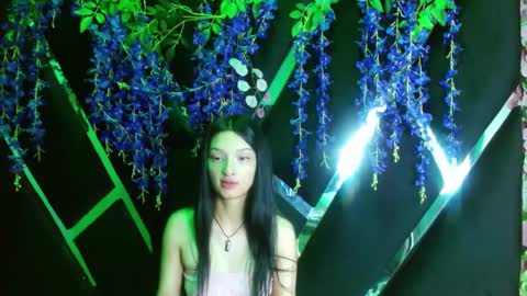 aurora online show from 09-11-25, 09:04